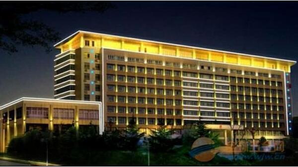 大樓清洗哪家的收費相對合理些？