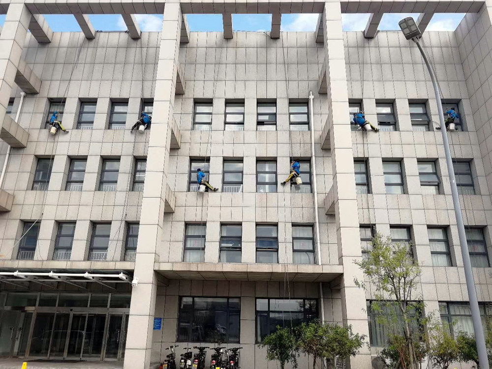 靠譜大樓清洗，找康順佳